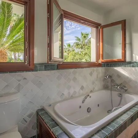 Golden Mile Apartamento