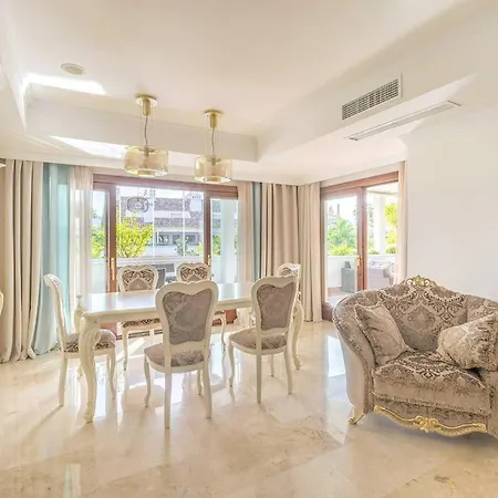 Apartamento Golden Mile *